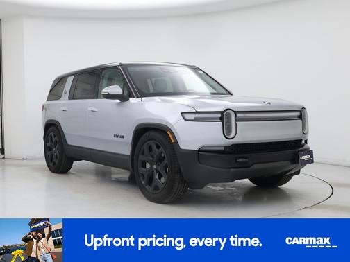 Gray 2025 Rivian R1S Adventure Performance Dual-Motor Max