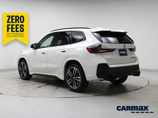 White 2024 BMW X1 M35i