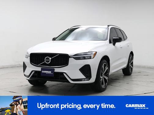 2025 Volvo XC60 B5 Ultra