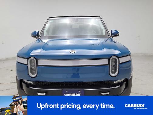 2023 Rivian R1S Adventure Dual-Motor Large