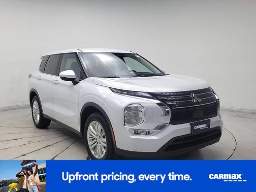 2022 Mitsubishi Outlander ES
