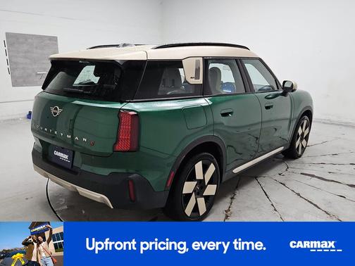 Green 2025 MINI Countryman S ALL4