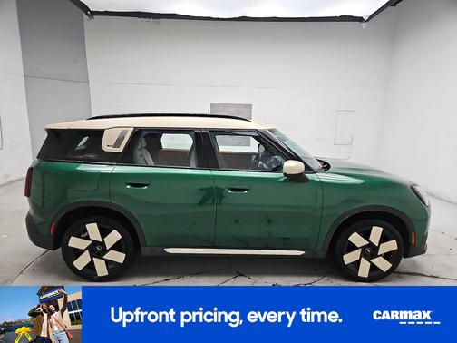 Green 2025 MINI Countryman S ALL4
