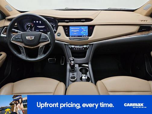 2022 Cadillac XT5 Sport