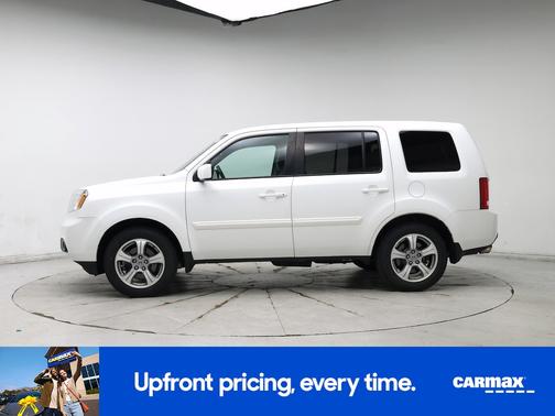 White 2015 Honda Pilot EX