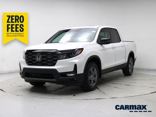 White 2025 Honda Ridgeline Trailsport