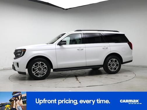White 2025 Ford Expedition Active