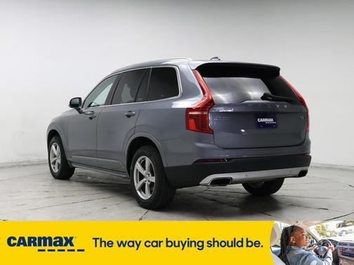 2020 Volvo XC90 T5 Momentum