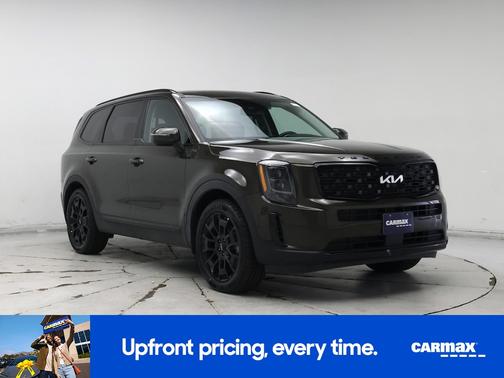 Green 2022 Kia Telluride EX