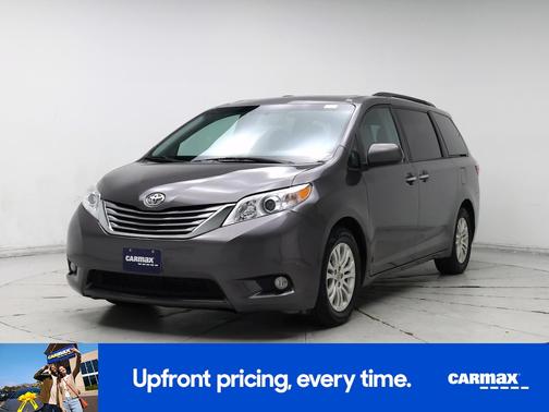 2017 Toyota Sienna XLE