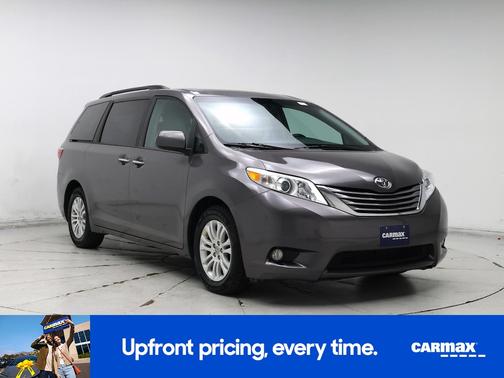 2017 Toyota Sienna XLE