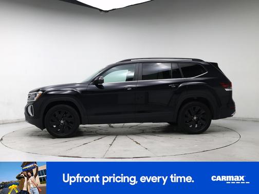 Black 2025 Volkswagen Atlas SE w/Tech