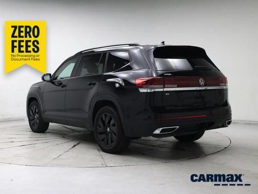 Black 2025 Volkswagen Atlas SE w/Tech