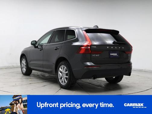 2021 Volvo XC60 T5 Momentum