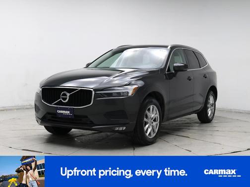 2021 Volvo XC60 T5 Momentum