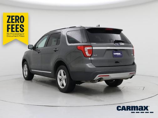 Gray 2016 Ford Explorer XLT