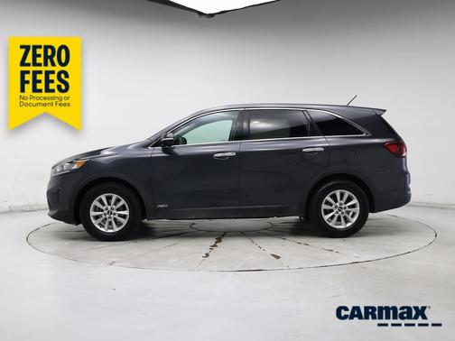 Gray 2019 Kia Sorento S