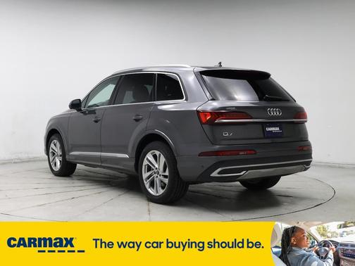 2021 Audi Q7 Premium Plus