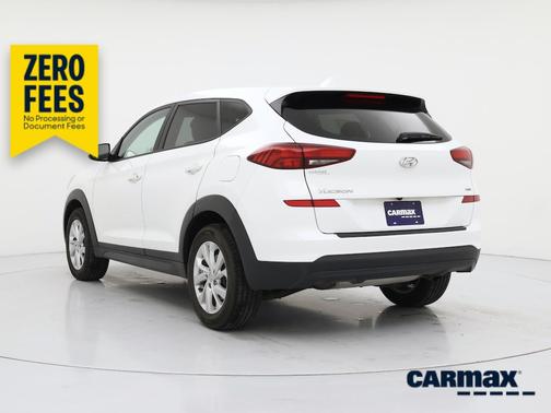 White 2020 Hyundai TUCSON SE