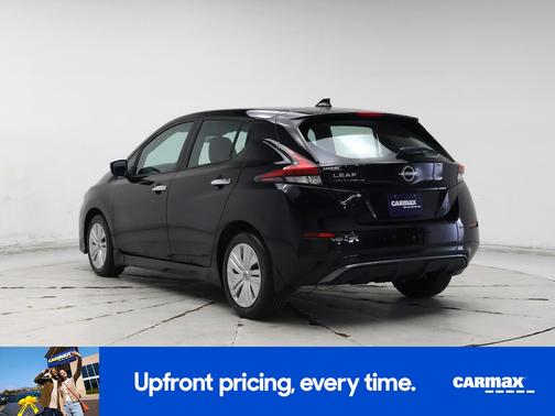 Black 2024 Nissan Leaf S