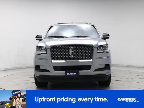 Silver 2023 Lincoln Navigator Reserve