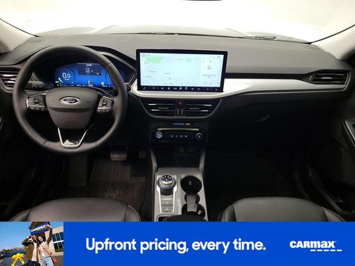 2025 Ford Escape Platinum