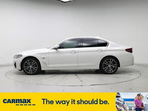 2022 BMW 530e