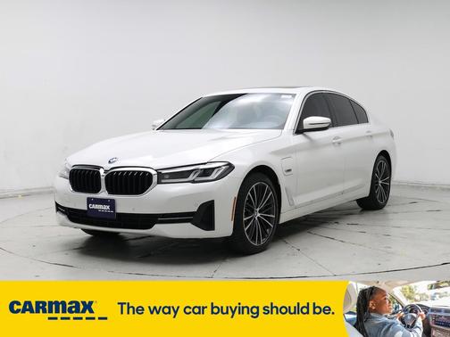 2022 BMW 530e