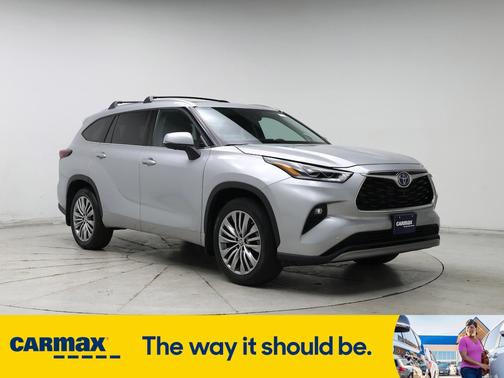 2024 Toyota Highlander Hybrid Platinum