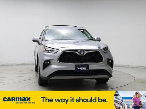 2024 Toyota Highlander Hybrid Platinum