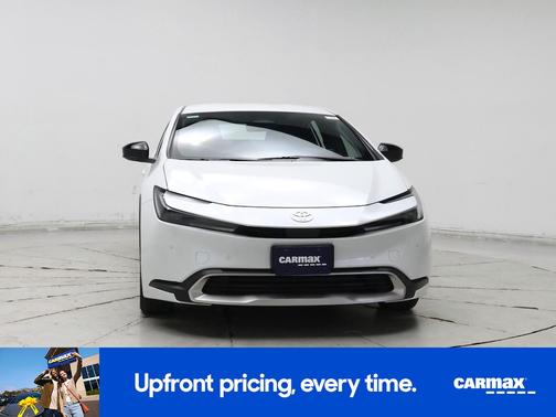 2025 Toyota Prius Plug-In Hybrid SE