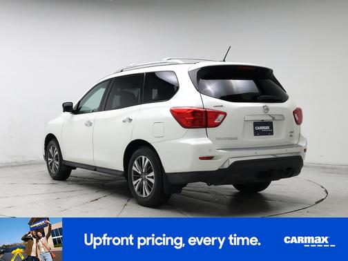 2017 Nissan Pathfinder Platinum