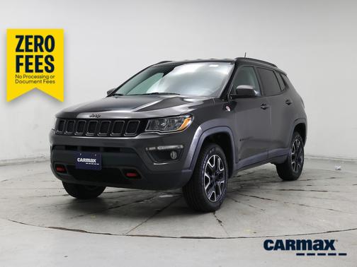 Gray 2019 Jeep Compass Trailhawk