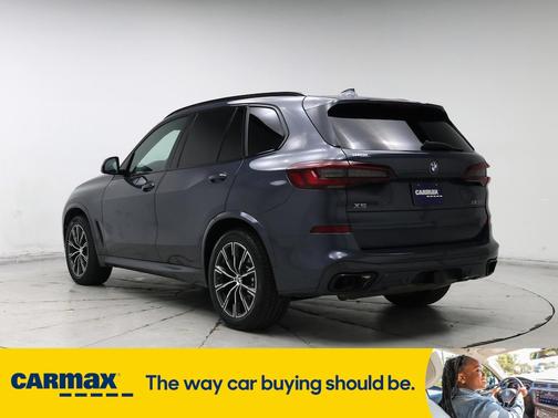 2021 BMW X5 M50i