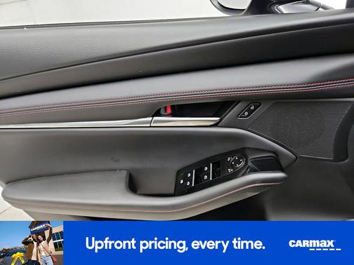 2025 Mazda Mazda3 Carbon Edition