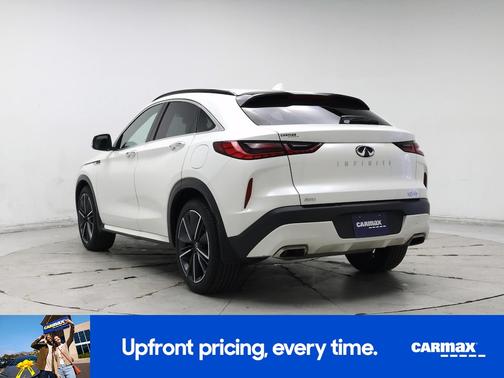 White 2023 INFINITI QX55 Luxe