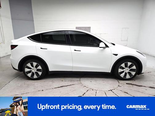 White 2023 Tesla Model Y Long Range