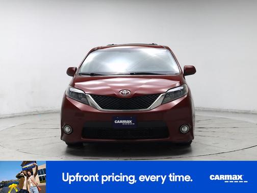 Red 2016 Toyota Sienna SE Premium