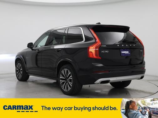 2020 Volvo XC90 T6 Momentum