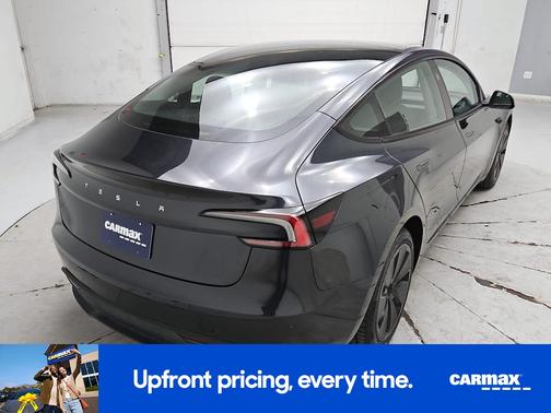 Gray 2025 Tesla Model 3 Long Range