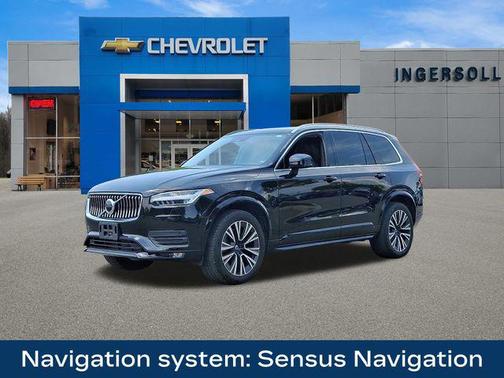 2022 Volvo XC90 T6 Momentum