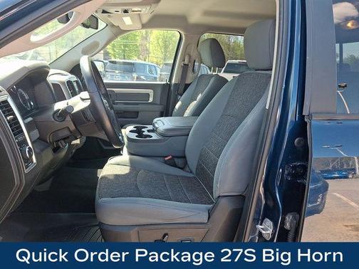 Patriot Blue Pearlcoat 2019 RAM 1500 Big Horn
