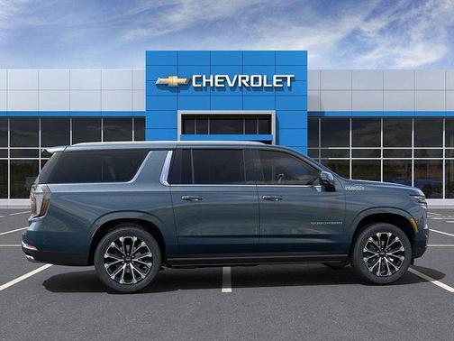 2025 Chevrolet Suburban 4WD High Country