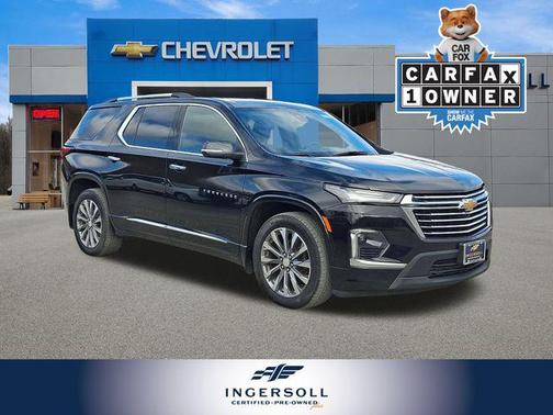 Mosaic Black Metallic 2023 Chevrolet Traverse Premier