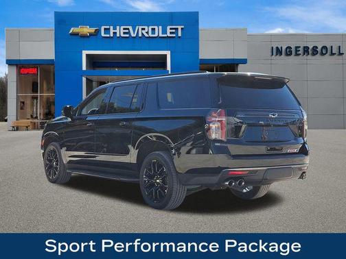 2022 Chevrolet Suburban RST