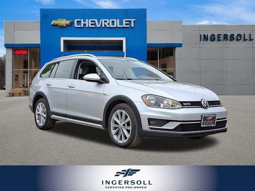 2017 Volkswagen Golf Alltrack TSI S