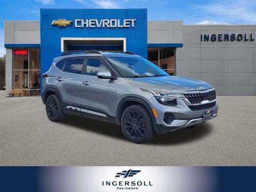 Steel Gray 2023 Kia Seltos Nightfall Edition