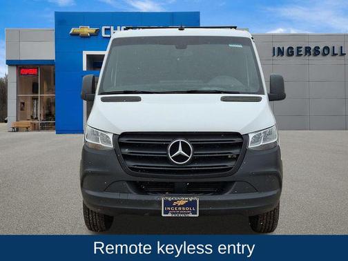 2021 Mercedes-Benz Sprinter 2500 Cargo 144 WB