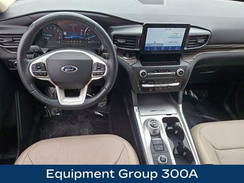 Star White Metallic Tri-Coat 2020 Ford Explorer Limited