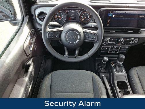 Black Clearcoat 2025 Jeep Gladiator Sport S